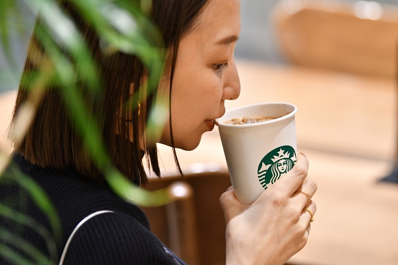 リソースポジティブカンパニー実現に向け、使い捨て資材をさらに削減 