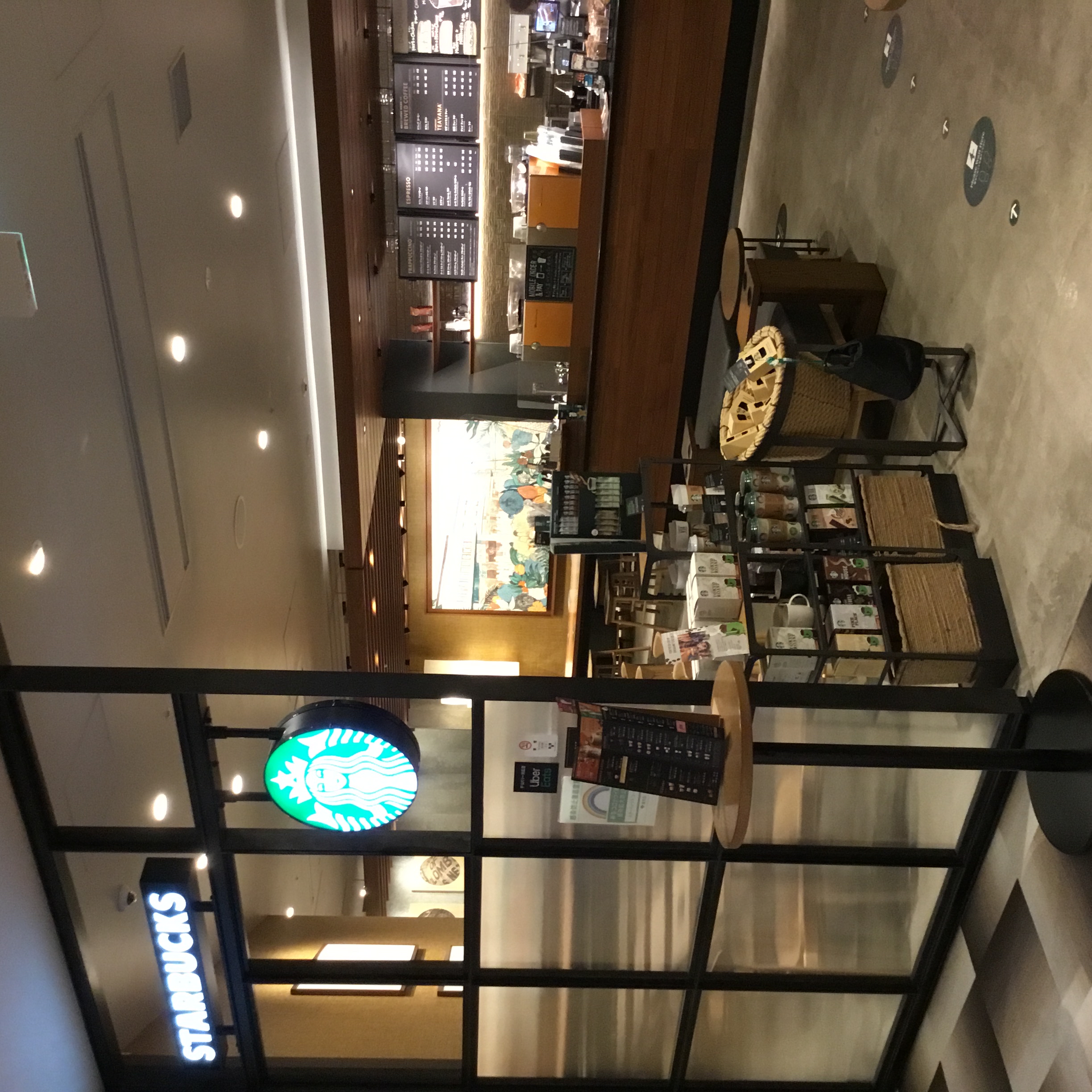 マロニエゲート銀座1店